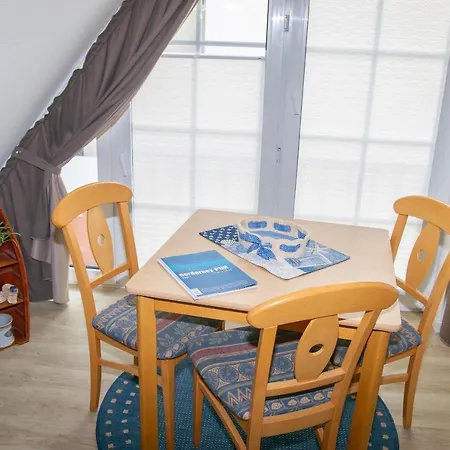 Haus Elfriede, Oststrand 7 Apartment