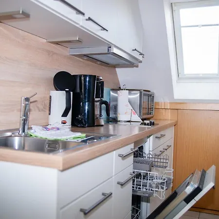 Haus Elfriede, Oststrand 7 Apartment *